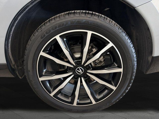 Used 2025 Acura RDX w/ Advance Package AWD/4WD image 24