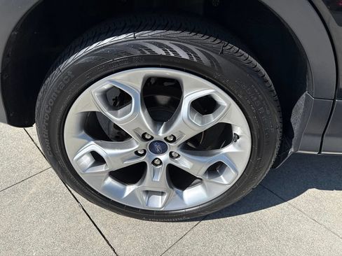 Used 2014 Ford Escape Titanium FWD image 21