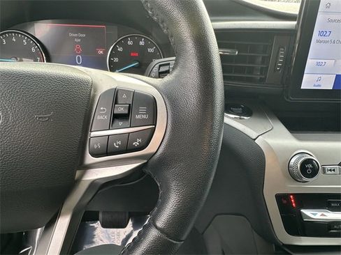 Certified 2022 Ford Explorer XLT image 27