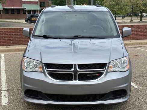 Used 2016 Dodge Grand Caravan SXT w/ Rear Park Assist Package image 14