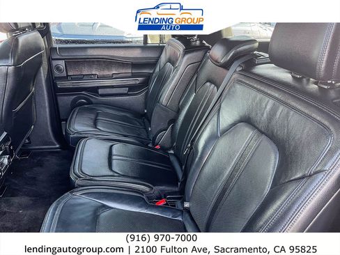 Used 2018 Ford Expedition Max Limited image 17