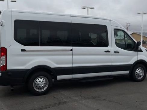 Used 2024 Ford Transit 350 XLT image 2