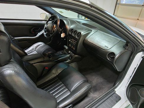 Used 2002 Pontiac Firebird Formula w/ Opt Pkg image 20