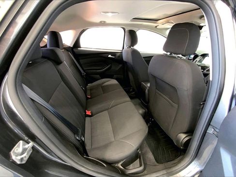Used 2018 Ford Focus SEL image 25