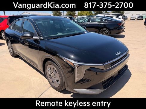 Certified 2025 Kia K4 FWD image 5