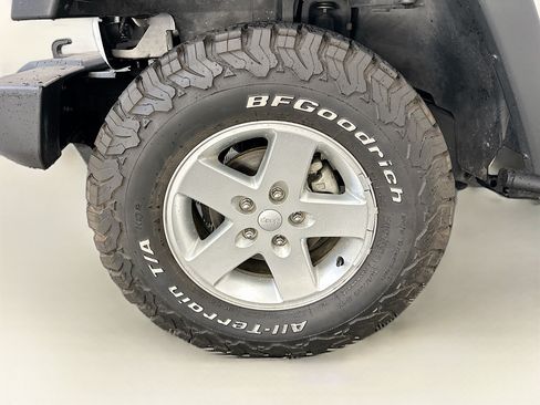 Used 2012 Jeep Wrangler Sport AWD/4WD image 30