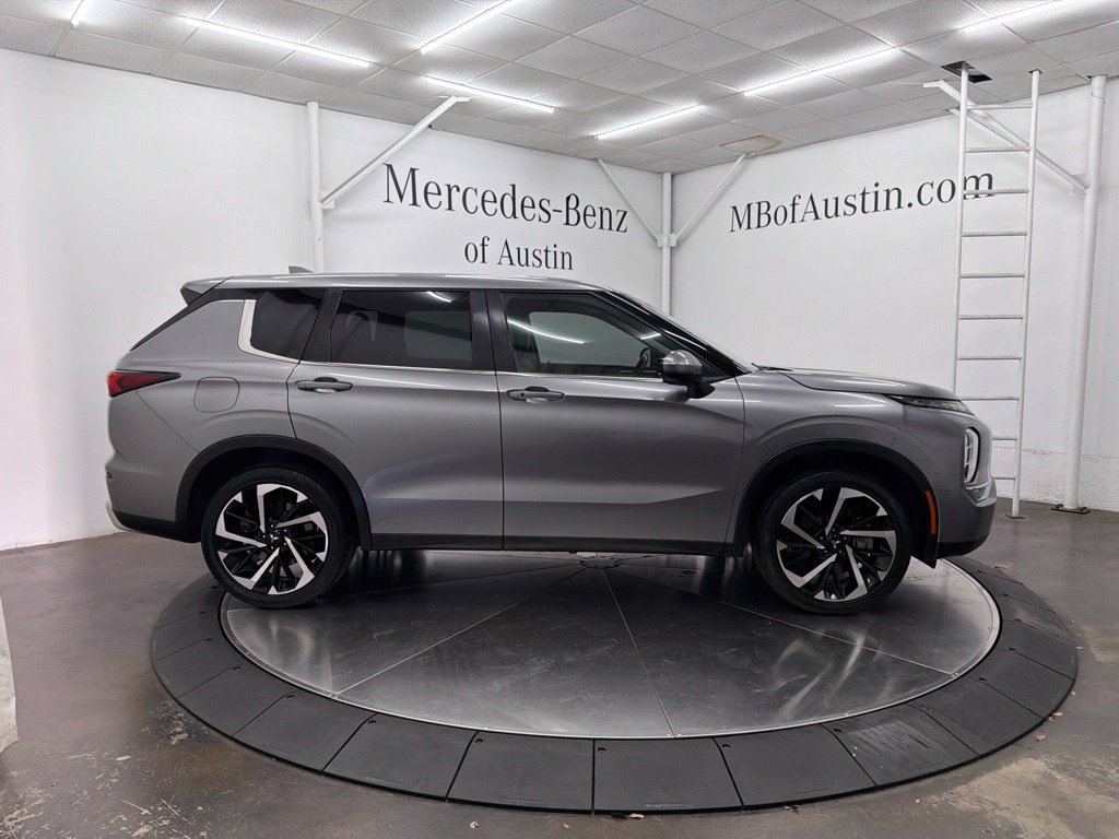 Used 2022 Mitsubishi Outlander SE FWD image 8