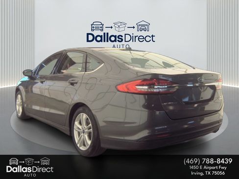 Used 2018 Ford Fusion SE image 8