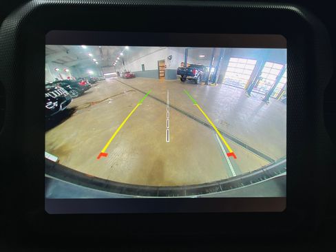 Used 2023 Jeep Wrangler Sahara w/ Cold Weather Group image 11