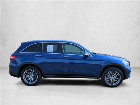 Used 2017 Mercedes-Benz GLC 300 GLC 300 image 4