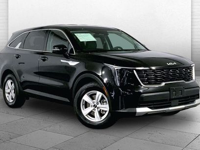Used 2024 Kia Sorento LX