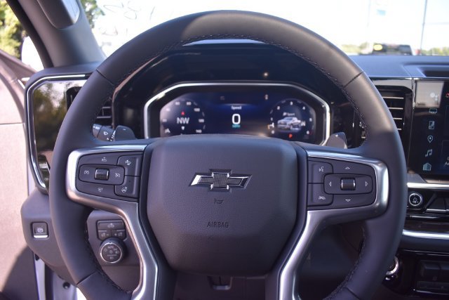 New 2026 Chevrolet Silverado 1500 RST w/ Redline Edition AWD/4WD image 35