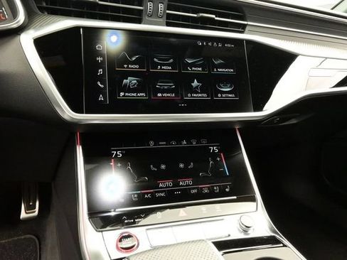 Used 2021 Audi RS 7 Sportback w/ Carbon Optic Package AWD/4WD image 10