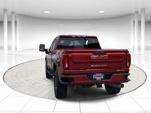 Used 2021 GMC Sierra 2500 AT4 w/ AT4 Premium Plus Package AWD/4WD image 3