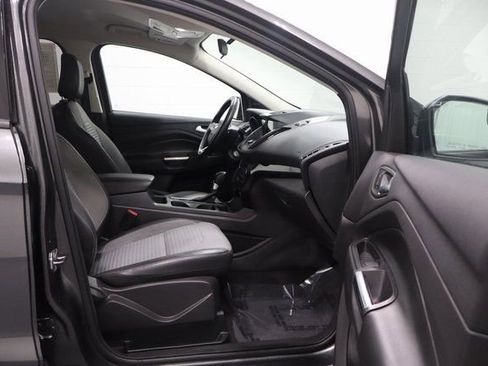 Used 2018 Ford Escape SE w/ SE Sport Appearance Package FWD image 14
