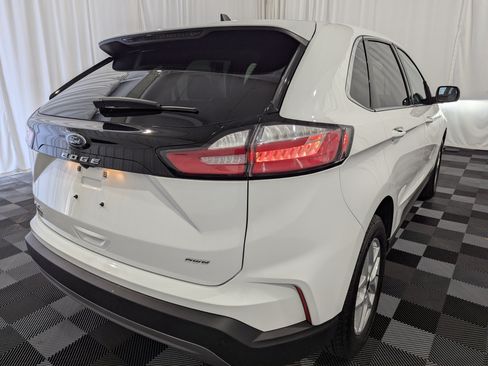 Used 2024 Ford Edge SEL w/ Convenience Package AWD/4WD image 7