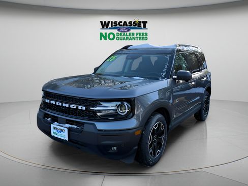 Certified 2025 Ford Bronco Sport Outer Banks w/ Outer Banks Tech Package+ AWD/4WD image 18