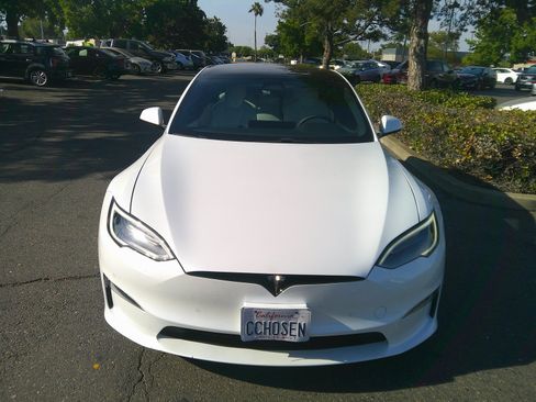 Used 2021 Tesla Model S Long Range AWD/4WD image 2