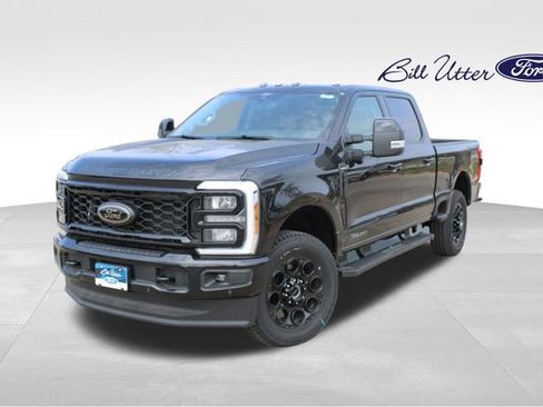 New 2026 Ford F250 Lariat w/ Black Appearance Package image 1