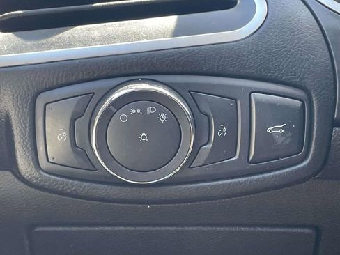 Used 2015 Ford Edge SEL w/ Equipment Group 201A image 19