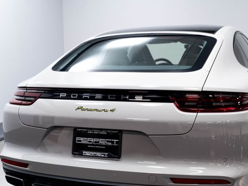 Used 2019 Porsche Panamera 4 AWD/4WD image 78