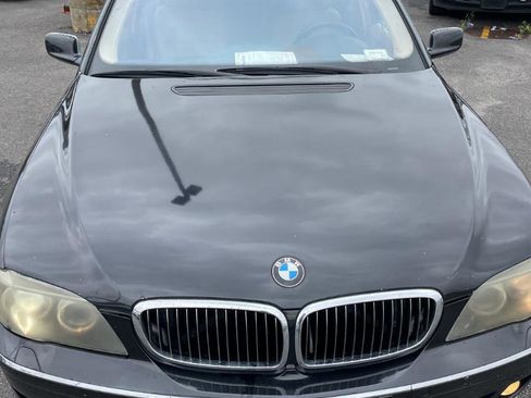 Used 2007 BMW 750i RWD image 29