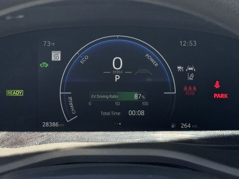 Used 2025 Toyota Camry LE image 17