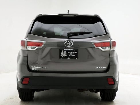 Used 2015 Toyota Highlander XLE image 7