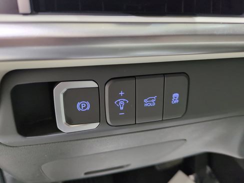 Used 2024 Hyundai Santa Fe SE FWD image 18