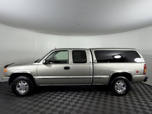 Used 2002 GMC Sierra 1500 4x4 Extended Cab w/ Sierra Professional Pkg image 11