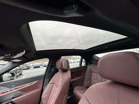 Used 2023 BMW 760i xDrive 760i xDrive image 24