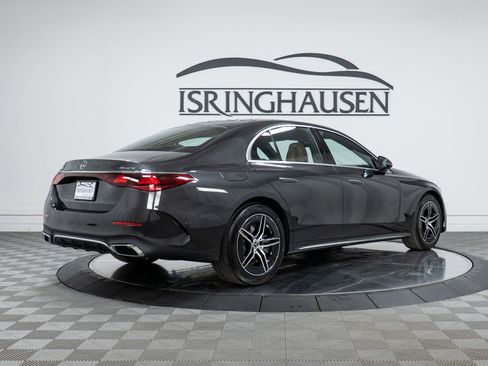 New 2026 Mercedes-Benz E 450 4MATIC Sedan image 5