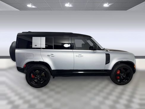 Used 2024 Land Rover Defender 110 X AWD/4WD image 8