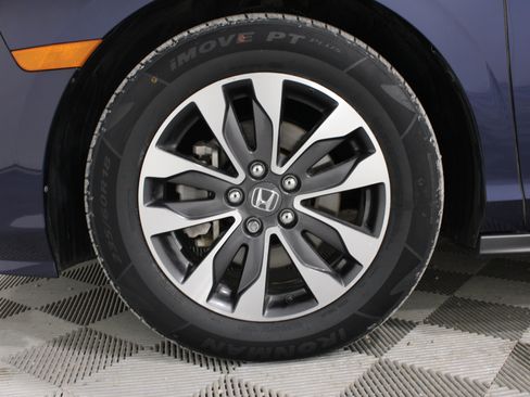 Used 2024 Honda Odyssey EX-L image 36