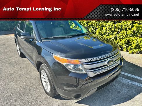 Used 2015 Ford Explorer XLT w/ Equipment Group 202B image 1