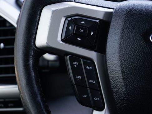 Used 2019 Ford F150 Lariat w/ Equipment Group 502A Luxury AWD/4WD image 22