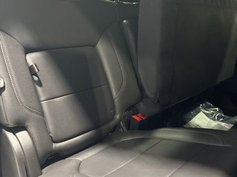 Used 2023 Chevrolet Silverado 2500 LTZ AWD/4WD image 44