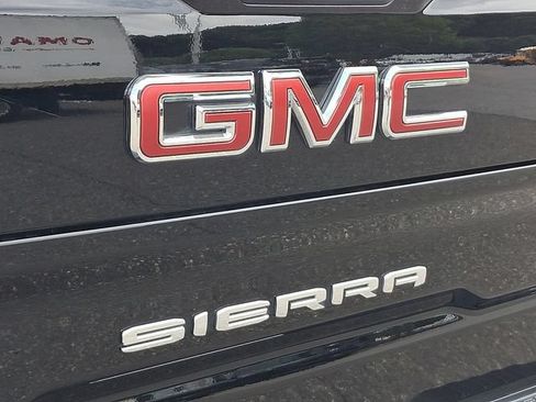 Used 2025 GMC Sierra 1500 SLT w/ SLT Premium Package AWD/4WD image 33