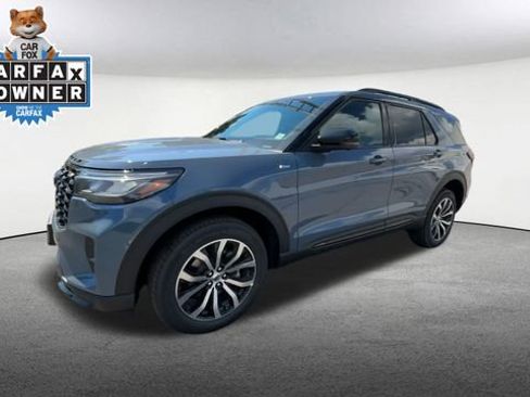 Used 2025 Ford Explorer ST-Line AWD/4WD image 5
