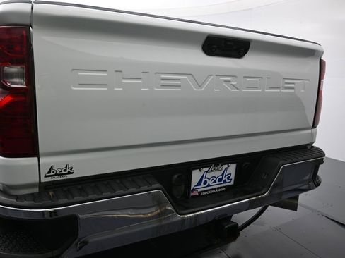 Used 2024 Chevrolet Silverado 2500 LT image 23
