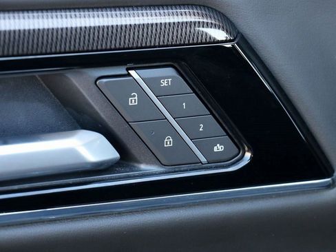 Used 2025 GMC Yukon XL Elevation w/ LPO, Floor Liner Package image 20