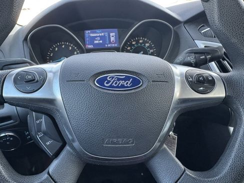 Used 2014 Ford Focus SE image 7