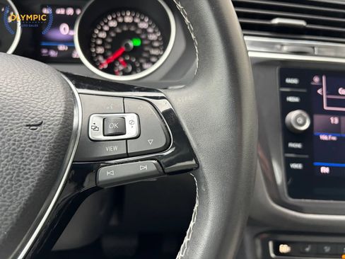 Used 2021 Volkswagen Tiguan SE image 24