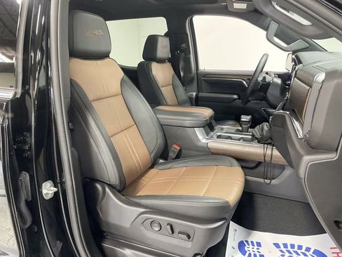 Used 2024 Chevrolet Silverado 1500 High Country w/ Technology Package image 27