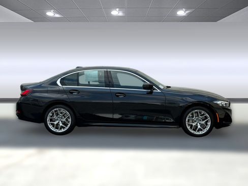 Used 2026 BMW 330i Sedan RWD image 8