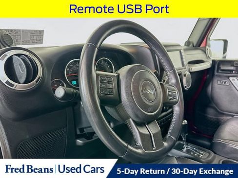 Used 2013 Jeep Wrangler Unlimited Sahara w/ Dual Top Group AWD/4WD image 12