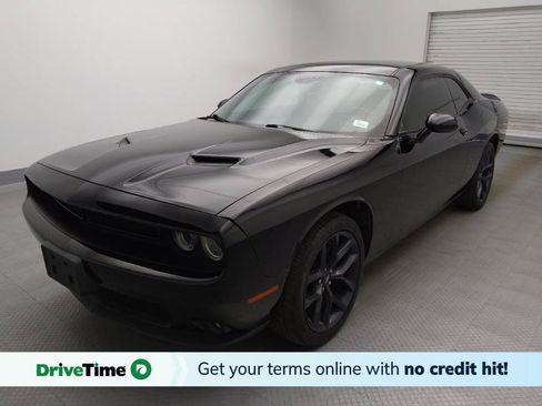 Used 2020 Dodge Challenger SXT w/ Blacktop Package RWD image 1