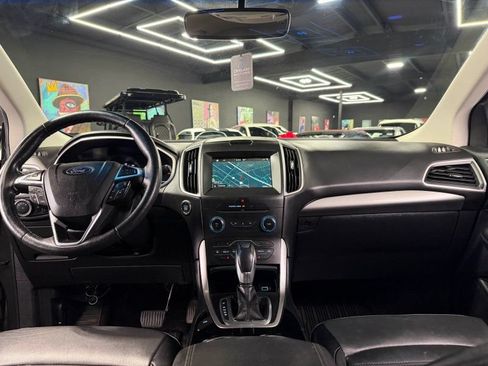 Used 2018 Ford Edge SEL w/ Equipment Group 201A AWD/4WD image 15