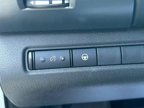 Used 2023 Nissan Pathfinder Rock Creek AWD/4WD image 26