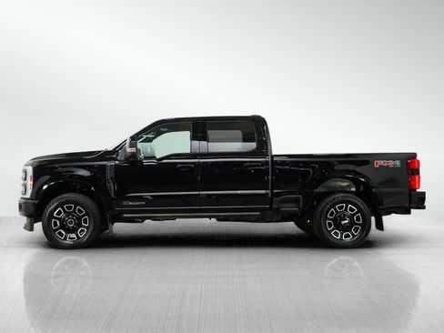 Used 2025 Ford F350 Platinum AWD/4WD image 3